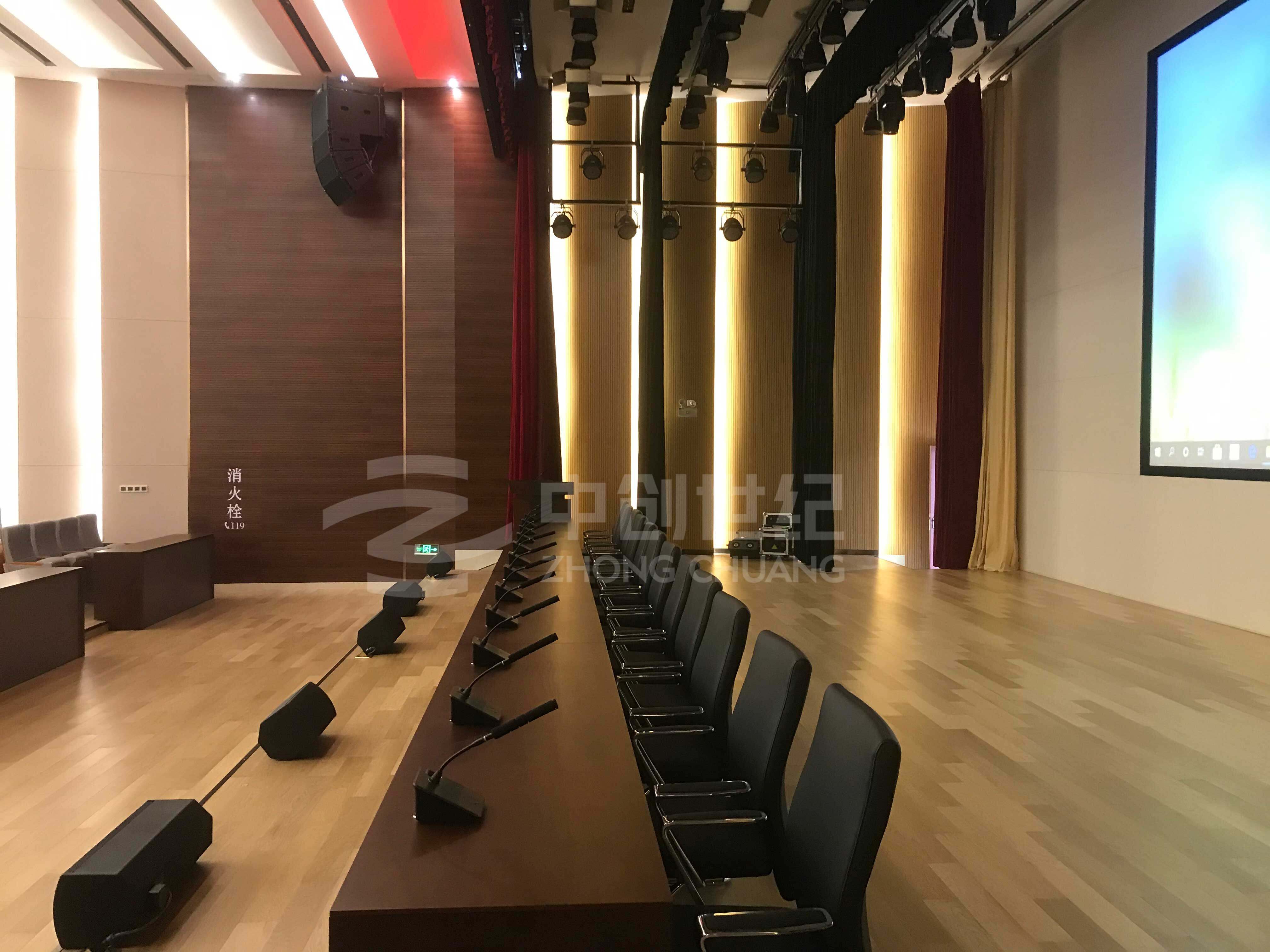 深圳市龍崗區深高速五聯綜合服務樓舞臺區域照.jpg